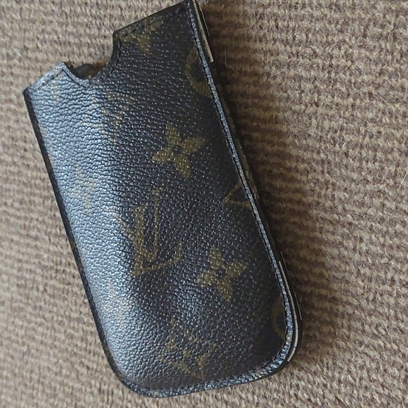 Louis Vuitton Card Holder/Pouch *FINAL PRICE* - Picture 2 of 14